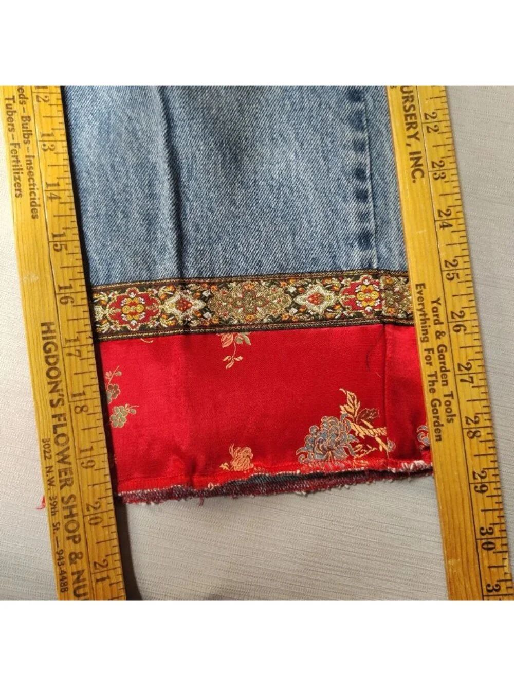 Levi's Vintage Upcycled by Sweet Pea Floral Embellished Jeans Girls Size 8 (22x2